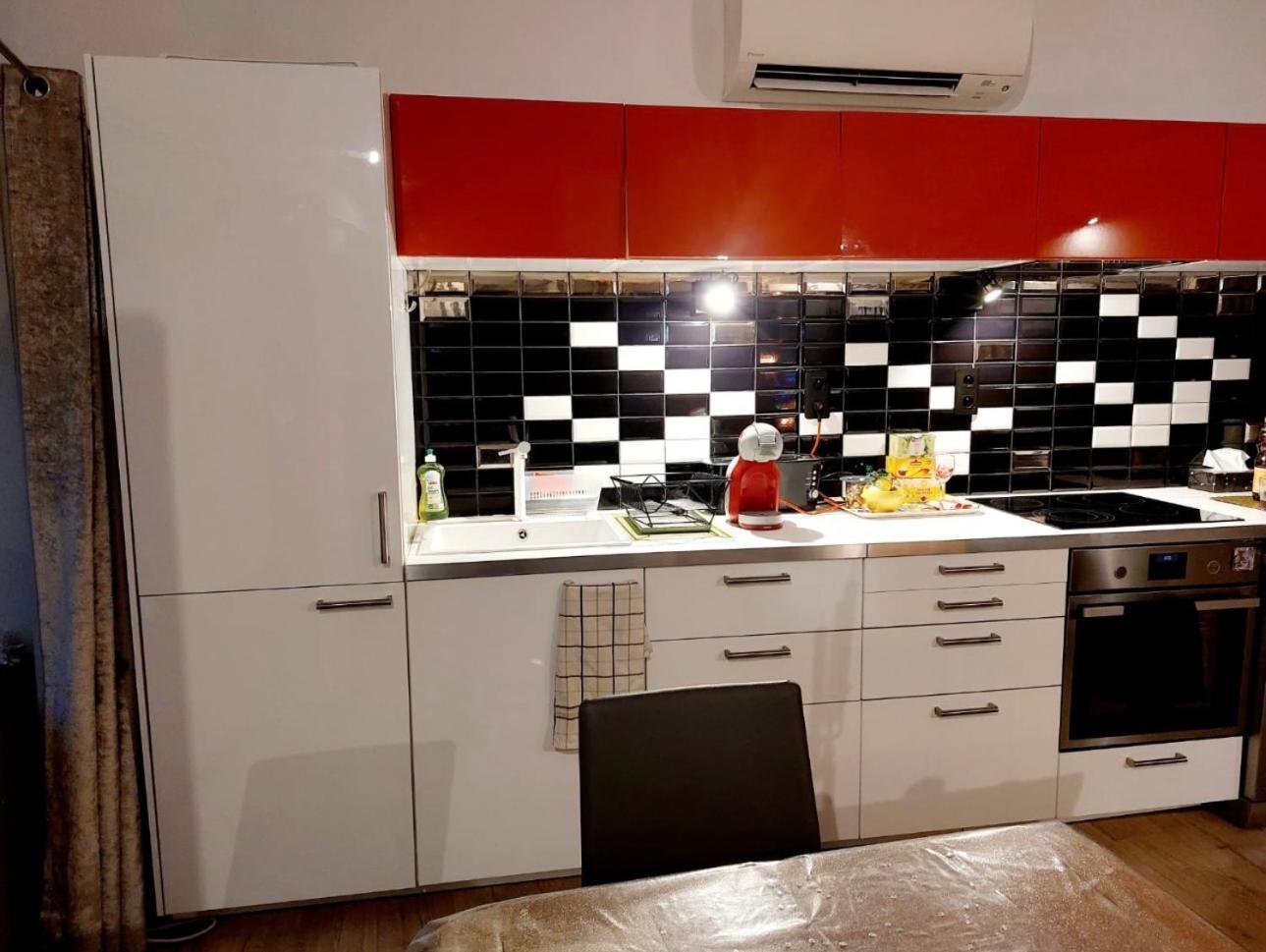 Appartements De Charme Dadou Mons Belgium Екстериор снимка
