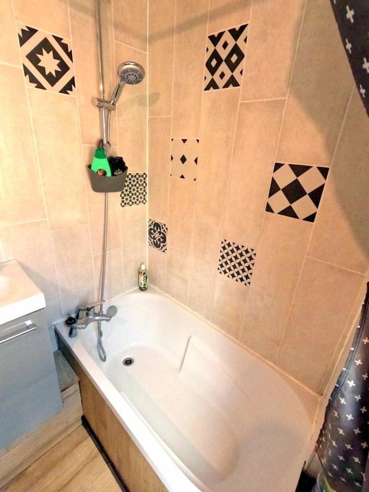 Appartements De Charme Dadou Mons Belgium Екстериор снимка